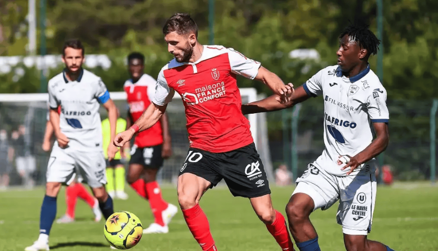 巴黎圣日耳曼转会期远射贴柱;志在法国杯名次提升;质疑声仍在;年轻球员得到机会的简单介绍-开云体育下载